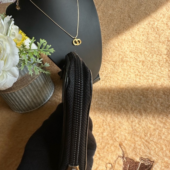 Authentic Chanel Wallet - Picture 12 of 17